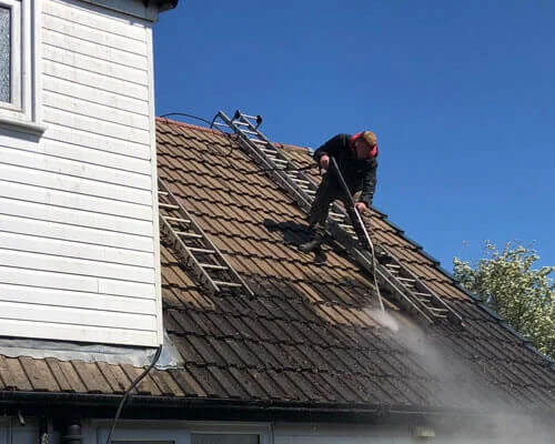 Roofer Westhoughton 10 Roof Cleaning